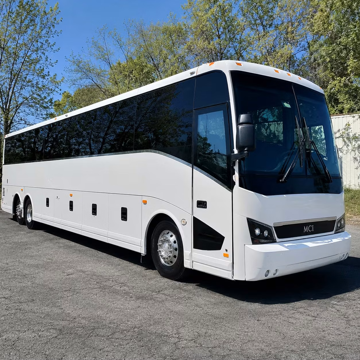 long distance concert bus rentals from temecula to los angeles and san diego